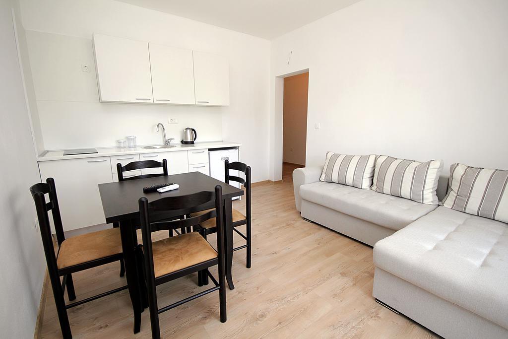 Apartmani Begovic Bar Εξωτερικό φωτογραφία